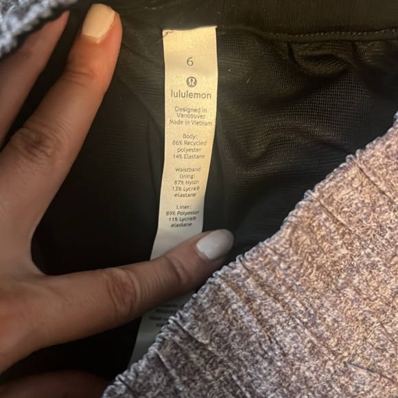 Grey Lululemon shorts size 6 work only a few times! - Picture 2 of 3
